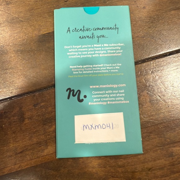 Maniology MXM041 Mani x Me Exclusive Nail Stamping Plate Floral Geometric - Picture 2 of 4